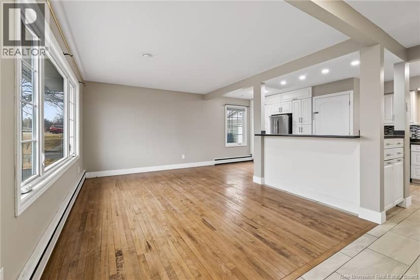 217 Canterbury Avenue — photo 3 of 40