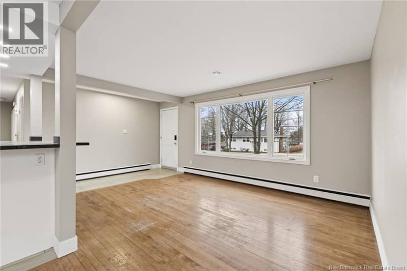 217 Canterbury Avenue — photo 6 of 40