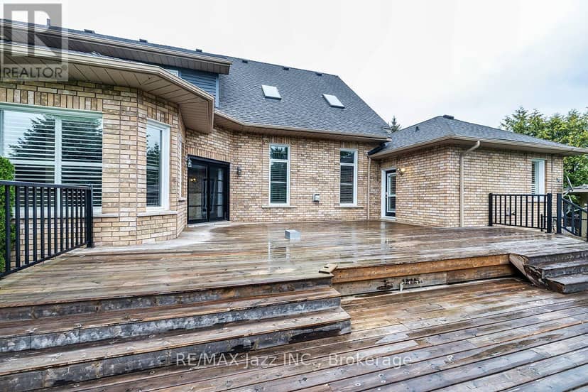 99 Hurd Street — photo 2 of 40