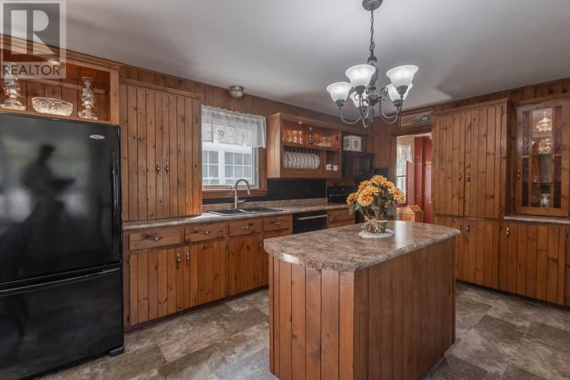 1209 Wood Islands Road — photo 15 of 40