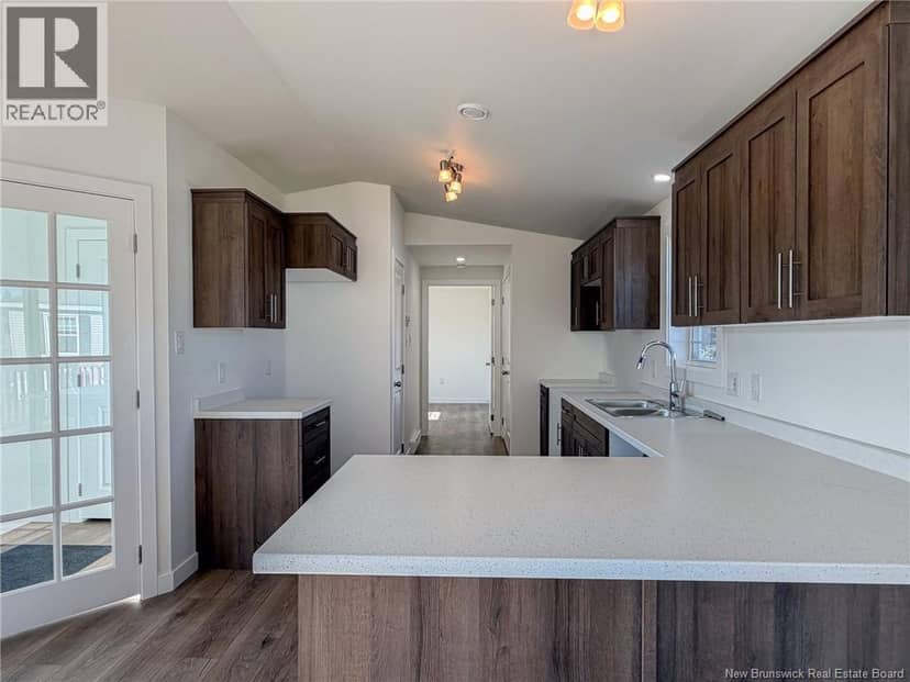 37 Luanne Drive — photo 7 of 22