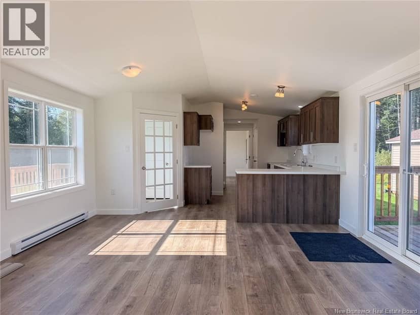 37 Luanne Drive — photo 6 of 22