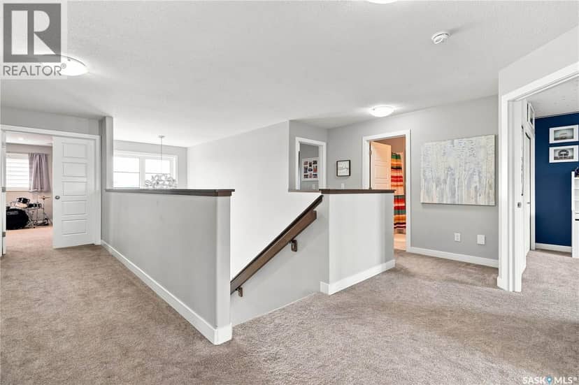 4302 Sage CRESCENT E — photo 21 of 40