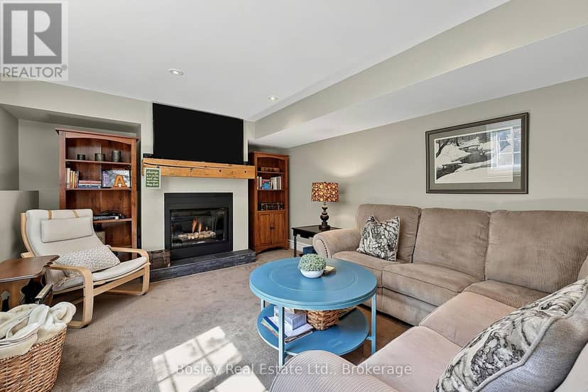 230 Napier Street — photo 17 of 33