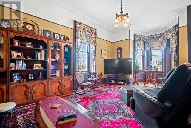 1 Jessie Street — photo 19 of 40