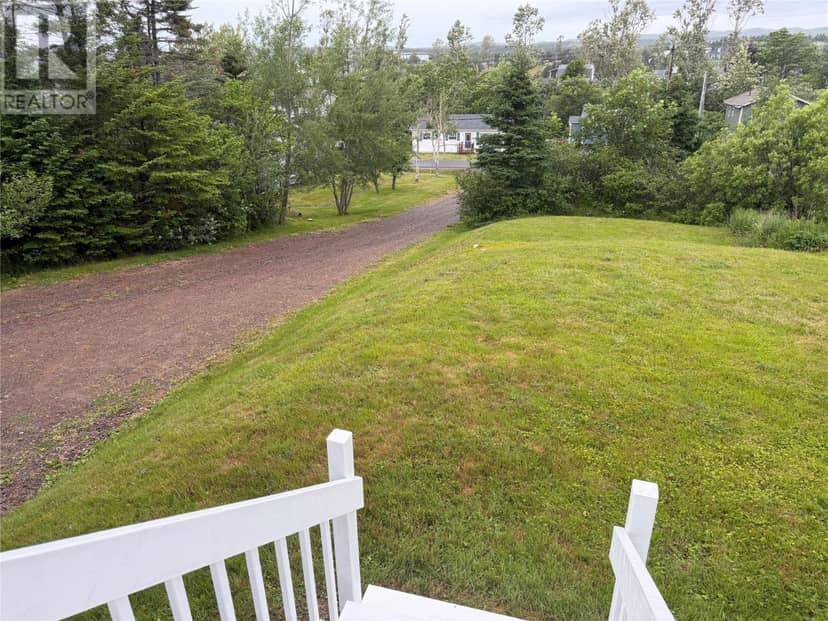 30 Marine Drive — photo 8 of 40