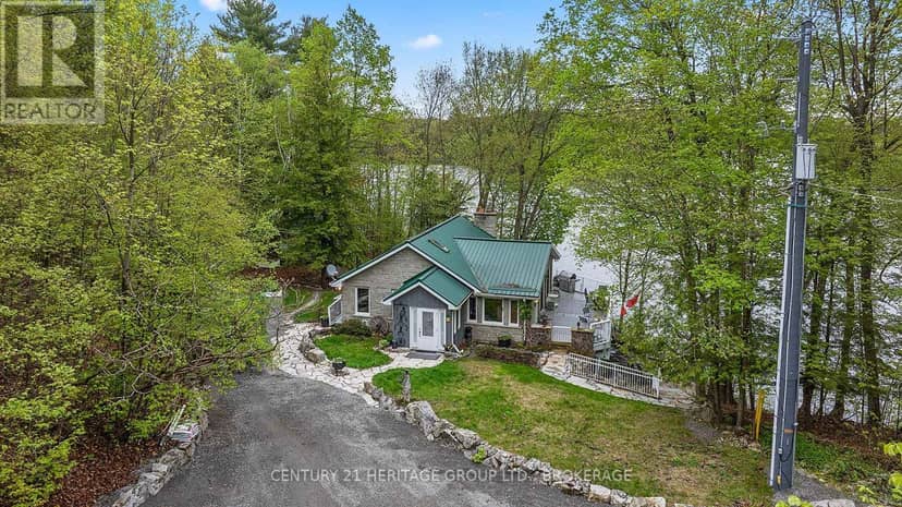 8126 Perth Road, South Frontenac, photo 4