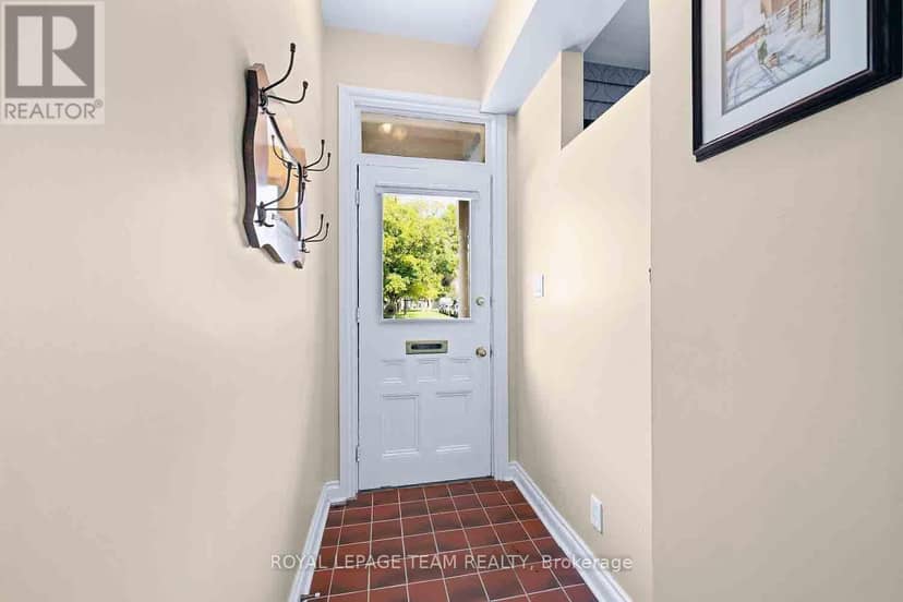 236 Cathcart Street — photo 2 of 40