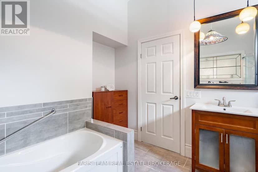 108 Beech Street — photo 18 of 35