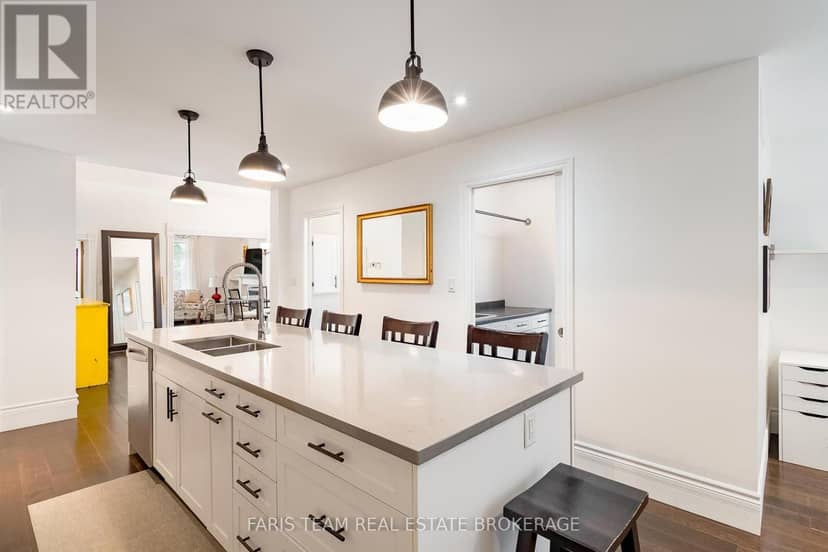 108 Beech Street — photo 9 of 35