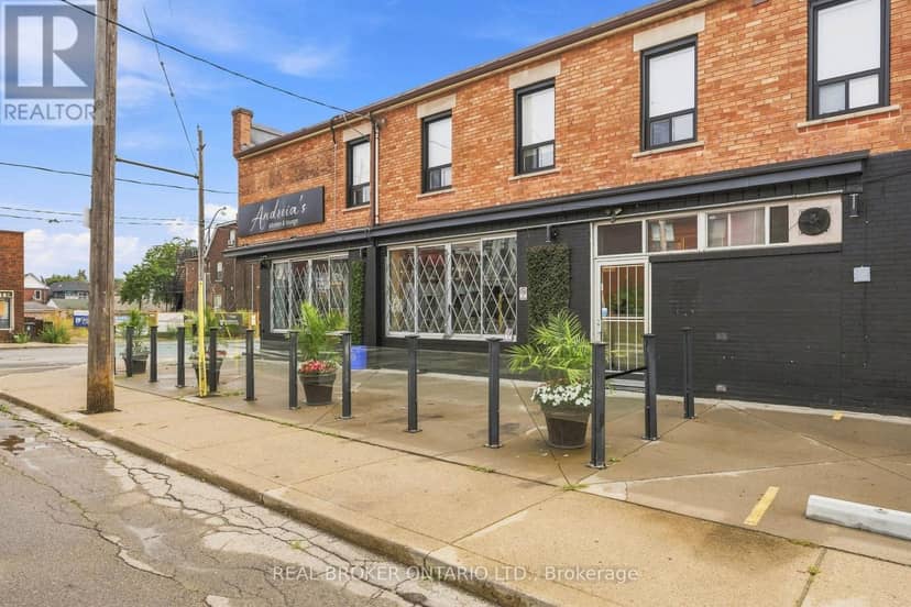 1438A Dufferin Street, Toronto, photo 2