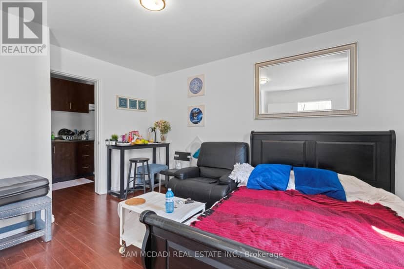 19 Toffee Court, Toronto, photo 4