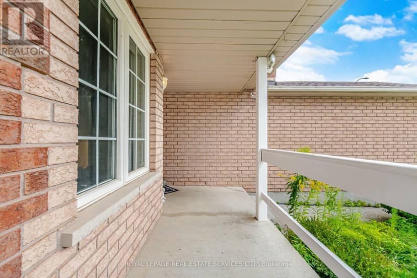 28 Wheatland Drive — photo 6 of 40