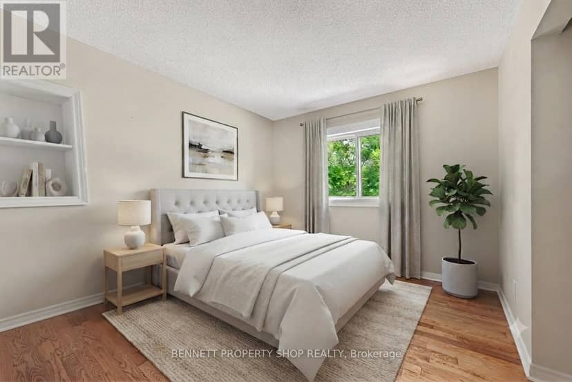 230 Cardinal Crescent — photo 8 of 16