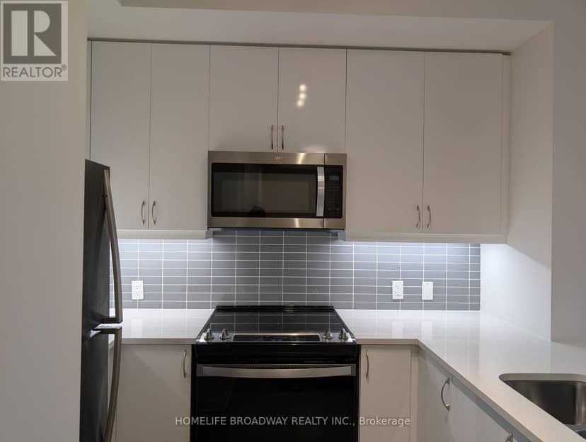 2110 - 4955 Yonge Street — photo 5 of 13
