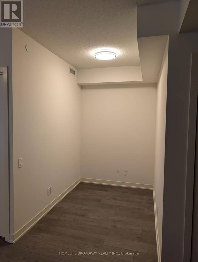 2110 - 4955 Yonge Street — photo 6 of 13