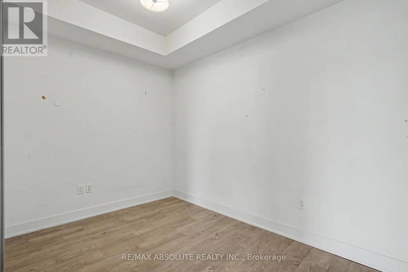 2809 - 30 Roehampton Avenue — photo 13 of 17