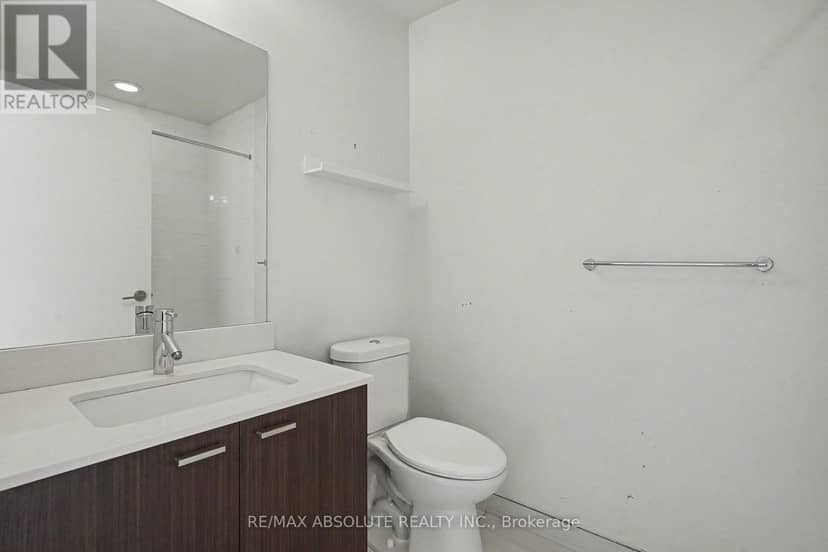 2809 - 30 Roehampton Avenue — photo 14 of 17