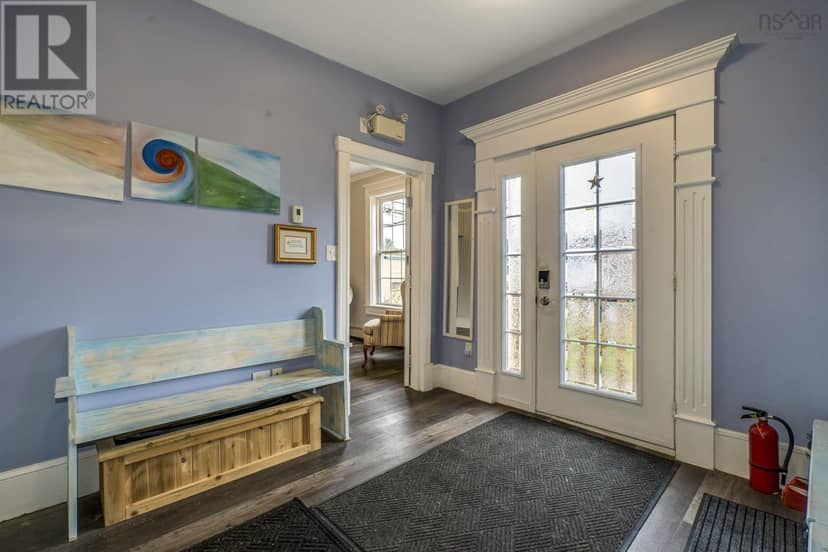 20 Gray Street — photo 10 of 36