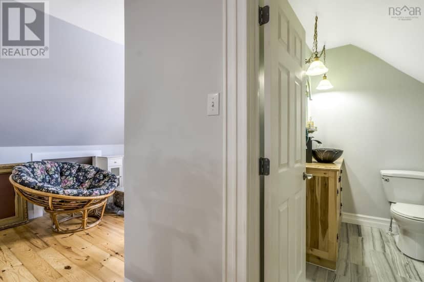 20 Gray Street — photo 23 of 36