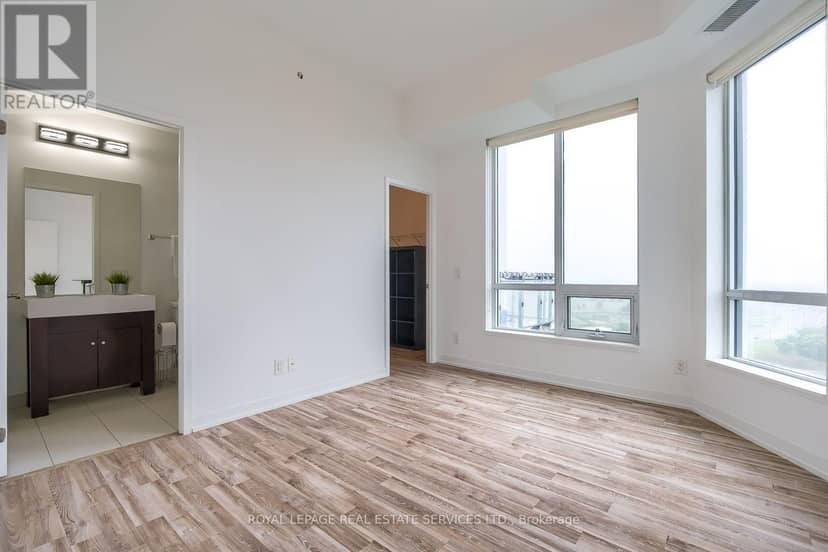 1605 - 840 Queens Plate Drive — photo 15 of 25