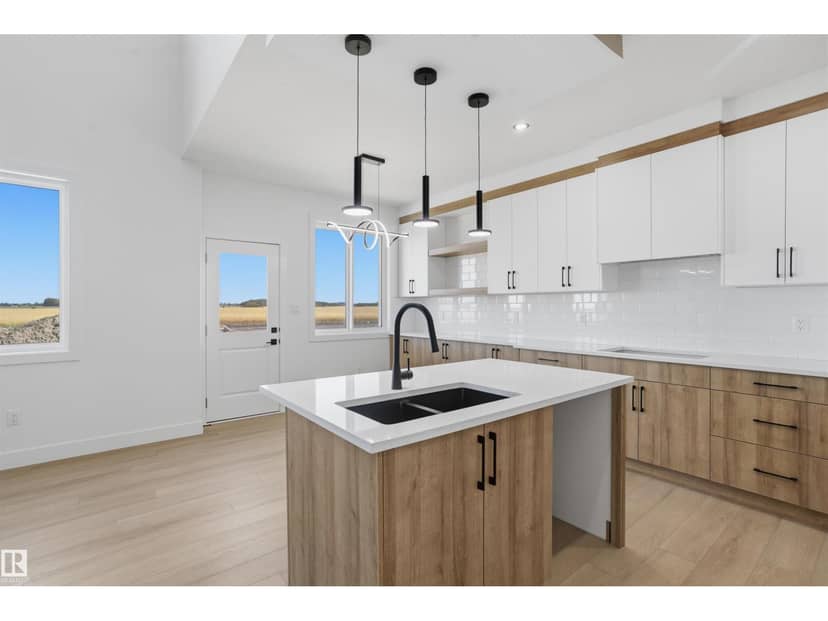 798 Bank DR — photo 11 of 40