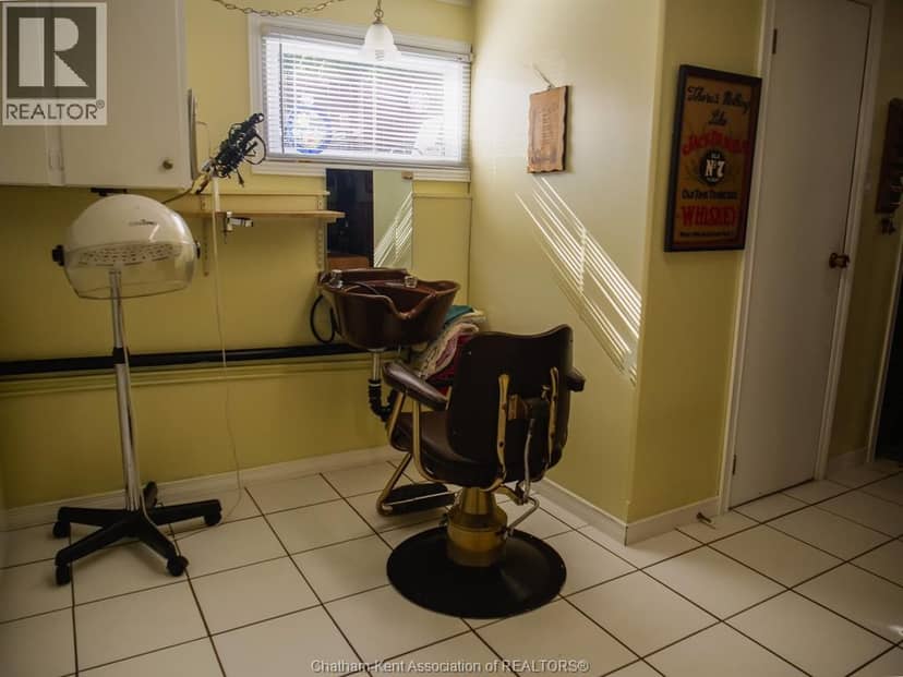 61 Vanier Drive — photo 23 of 27