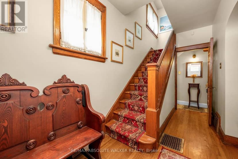 425 Besserer Street — photo 7 of 40