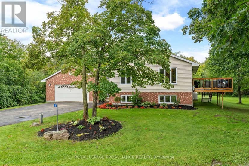 18 East Townline Road, Front of Yonge, photo 2