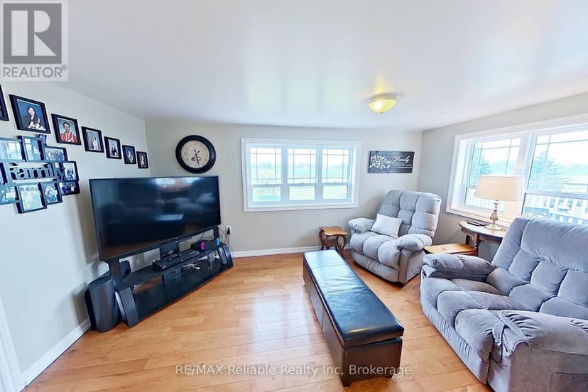 73053 Bluewater Highway — photo 7 of 28