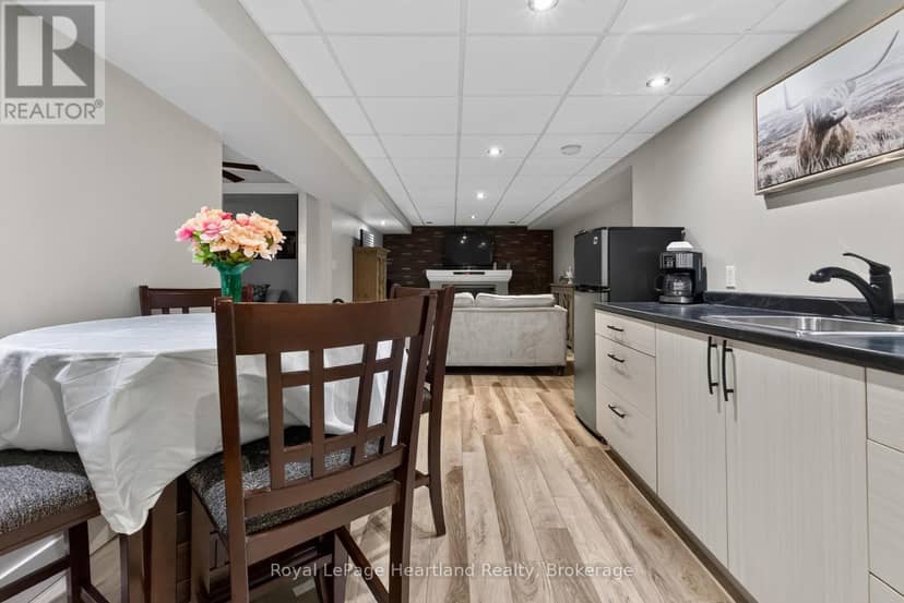 16 Somerset Street — photo 22 of 40