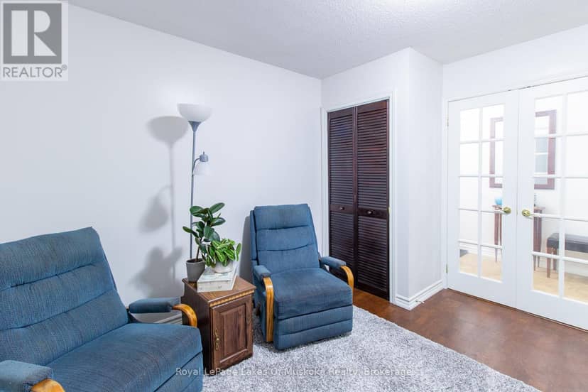 110 - 24 Ontario Street — photo 18 of 35
