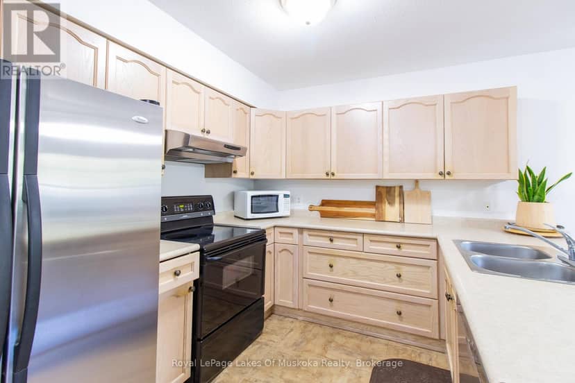 110 - 24 Ontario Street — photo 9 of 35