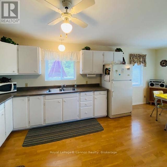 17 Camp 25 Road W, Greenstone, photo 5