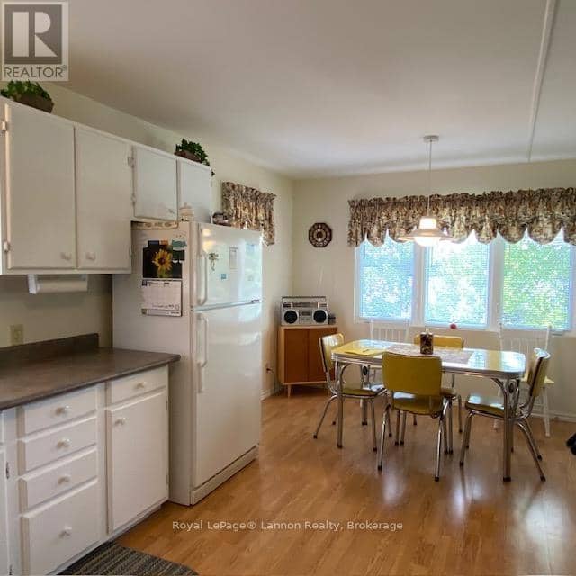 17 Camp 25 Road W, Greenstone, photo 4