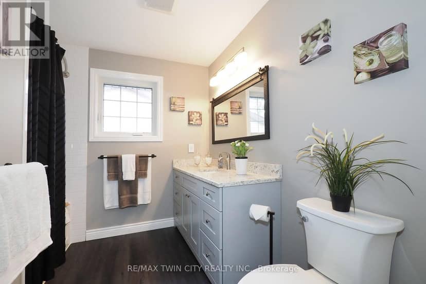 324 Cooper Street — photo 27 of 40