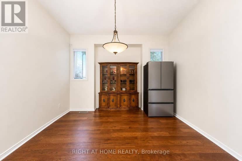 27 Thoroughbred Boulevard — photo 5 of 40