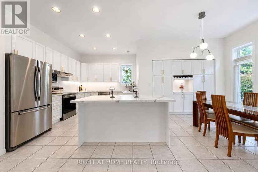 27 Thoroughbred Boulevard — photo 9 of 40