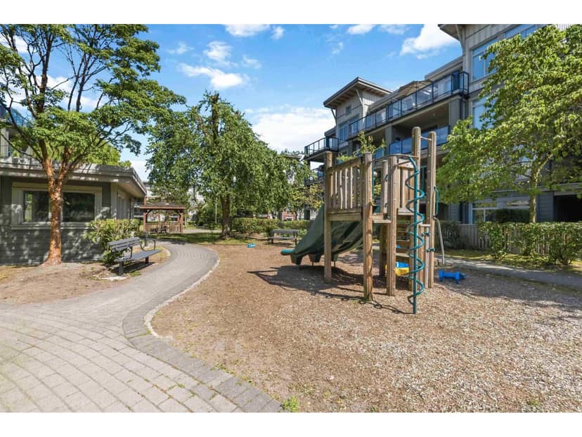 405 15385 101A AVENUE, Surrey, photo 6