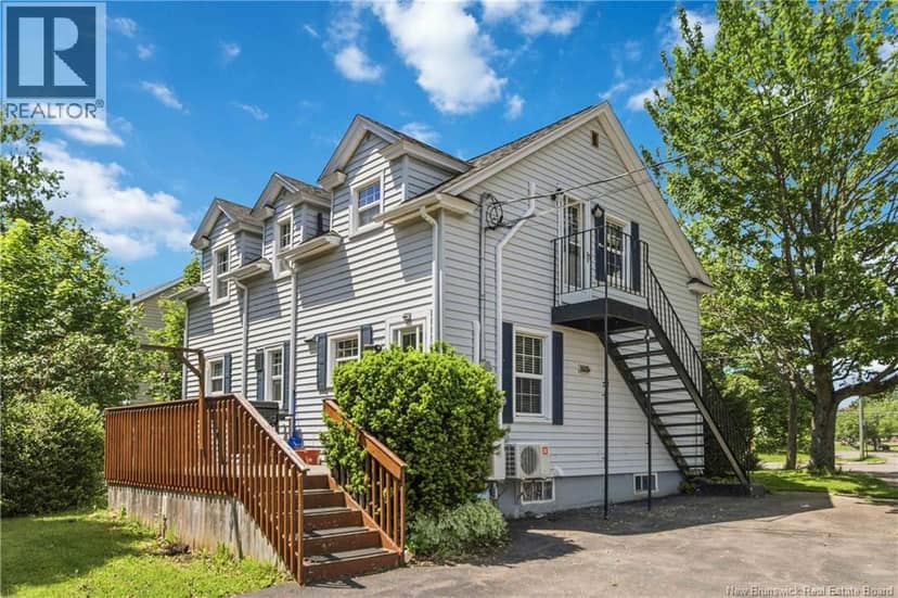 209 Broadway Street — photo 14 of 30