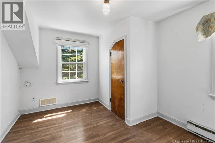 209 Broadway Street — photo 18 of 30