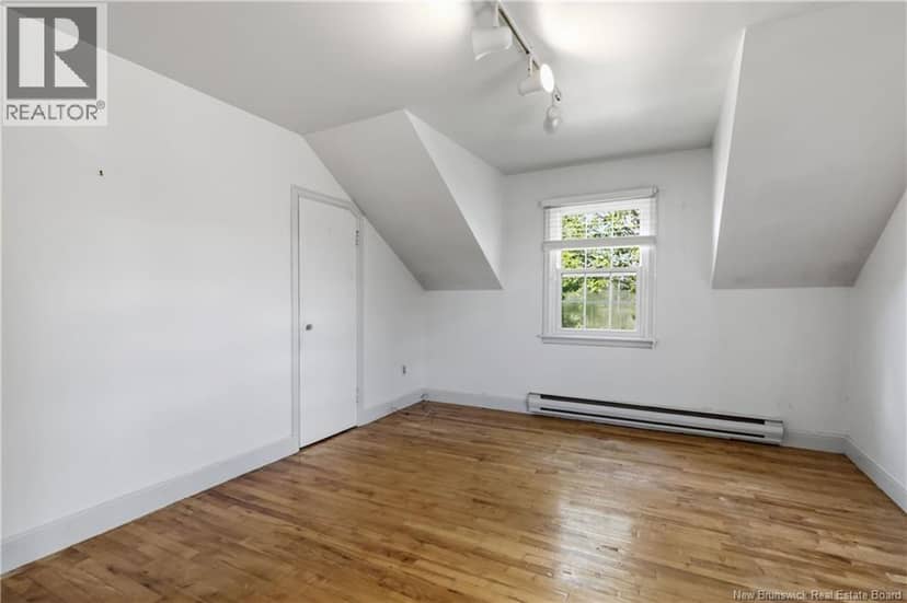 209 Broadway Street — photo 20 of 30