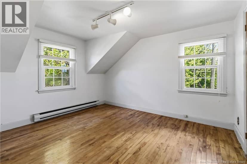 209 Broadway Street — photo 21 of 30