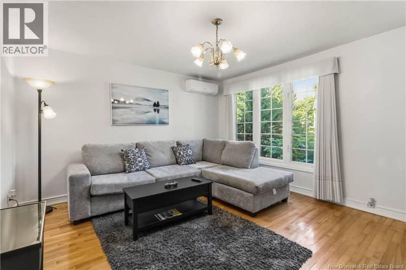 209 Broadway Street — photo 6 of 30