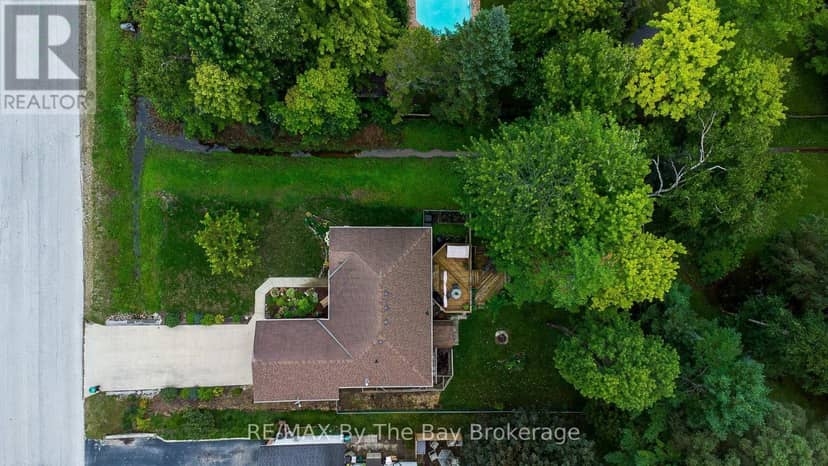 49 Royal Beech Drive — photo 31 of 40
