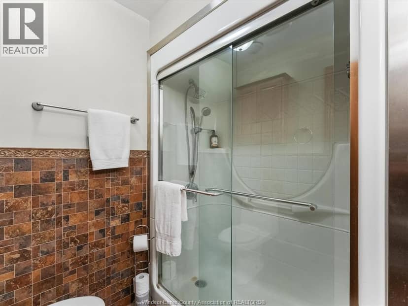 1865 Todd Lane — photo 18 of 40
