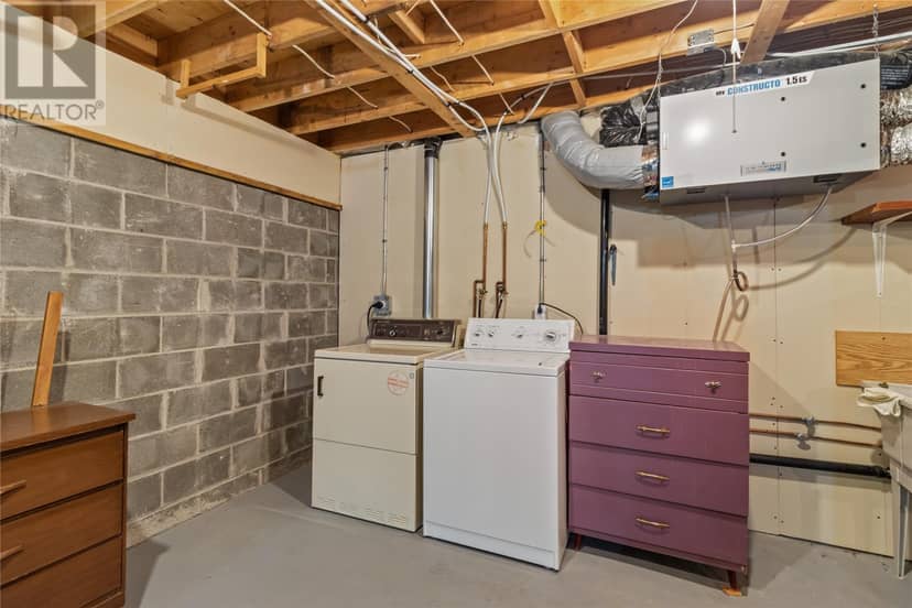 11 Sarasota Court — photo 21 of 26
