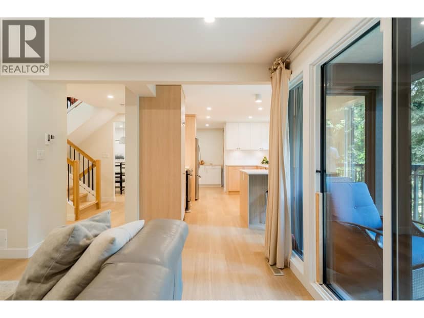 1139 HERITAGE BOULEVARD, North Vancouver, photo 7