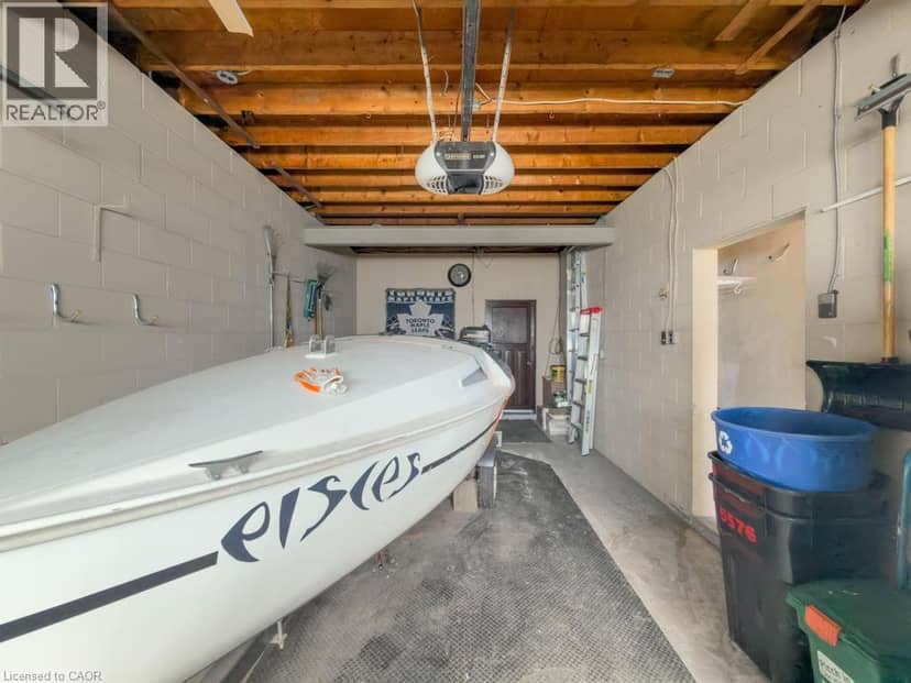 5576 DESSON Avenue — photo 29 of 40