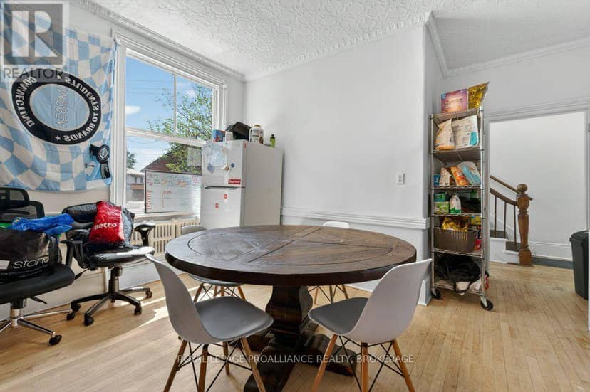 162 Earl Street — photo 11 of 40